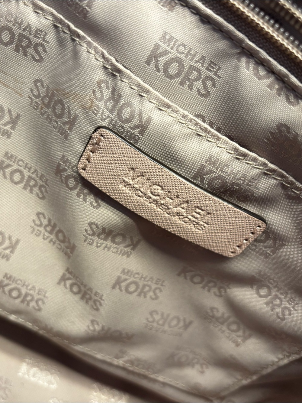 Michael Kors Blush Perforated medium Geometric Tote - Picture 10 of 10